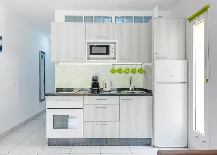 Mareverde, Americas * Costa Adeje (Tenerife)